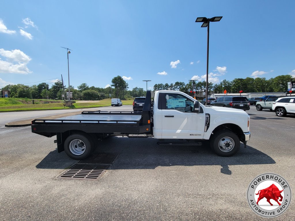 New 2025 Ford F350 XL w/ XL Chrome Package AWD/4WD image 8