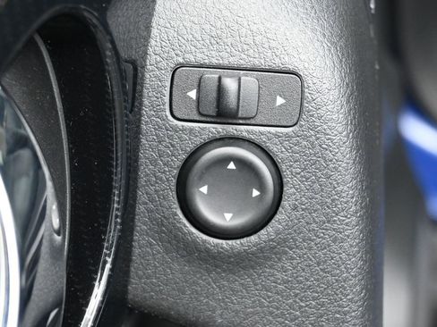 Used 2019 Nissan Rogue SL w/ Premium Package image 14