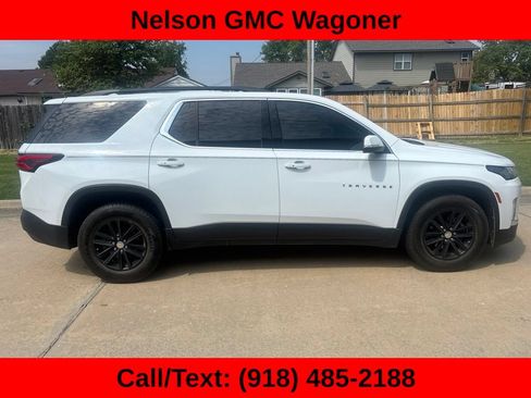 Used 2022 Chevrolet Traverse LT FWD image 4