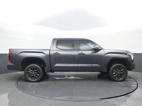 Used 2025 Toyota Tundra Platinum AWD/4WD image 2