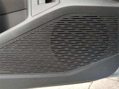 Certified 2025 Volkswagen Jetta GLI Autobahn image 18