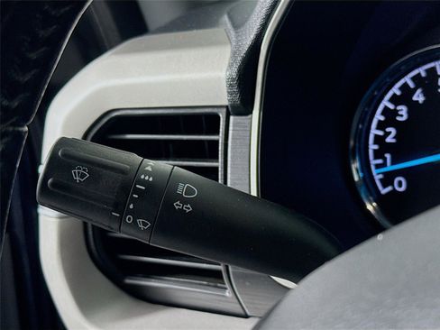 Used 2022 Ford F150 XLT w/ Equipment Group 302A High image 5