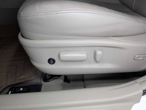 Used 2011 Toyota Camry LE w/ LE Extra-Value Pkg FWD image 35