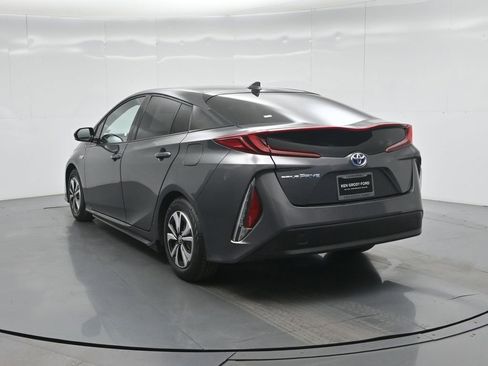 Used 2018 Toyota Prius Prime Plus image 24