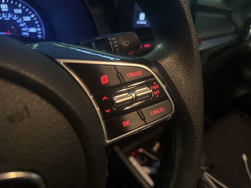 Used 2020 Kia Forte LXS image 11