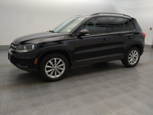 Used 2015 Volkswagen Tiguan SE FWD image 2