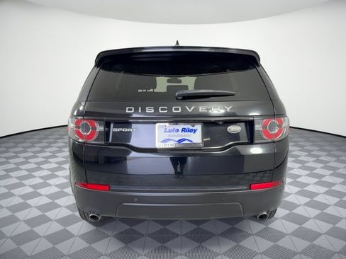 Used 2019 Land Rover Discovery Sport SE AWD/4WD image 11