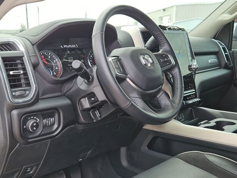 Used 2024 RAM 2500 Laramie image 10