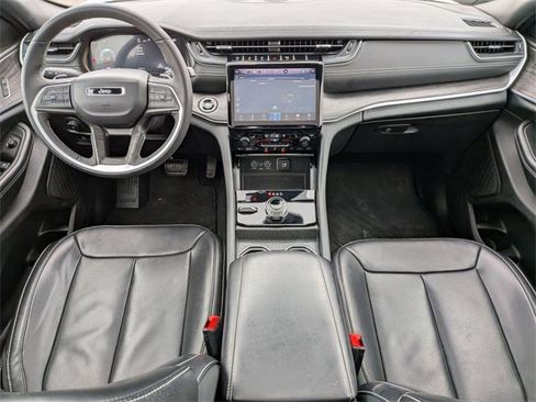 Certified 2024 Jeep Grand Cherokee L Limited w/ Luxury Tech Group II image 29