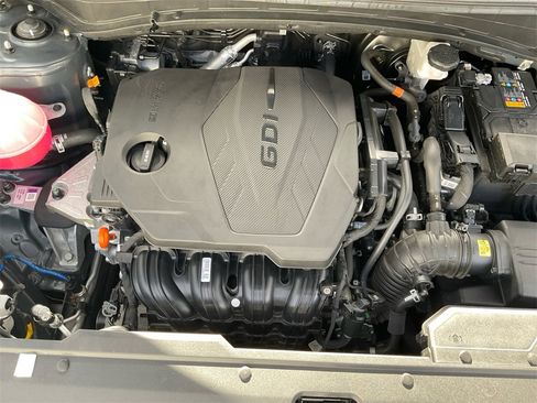 Used 2023 Kia Sportage LX image 25