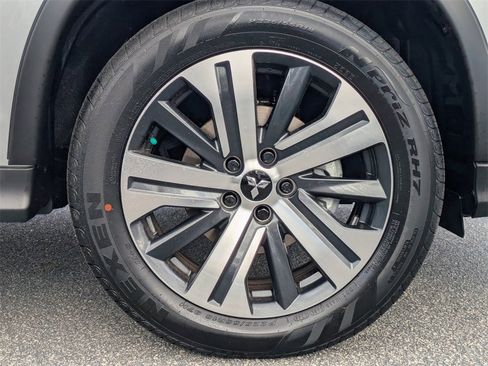 New 2025 Mitsubishi Outlander Sport SE image 11