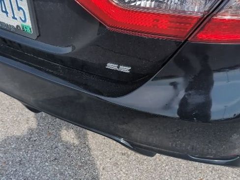 Used 2018 Toyota Camry SE image 5