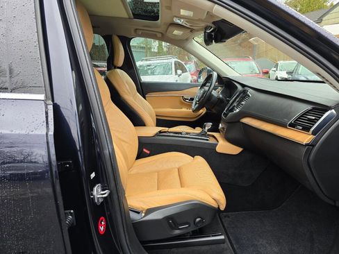 Used 2016 Volvo XC90 T6 Inscription image 12
