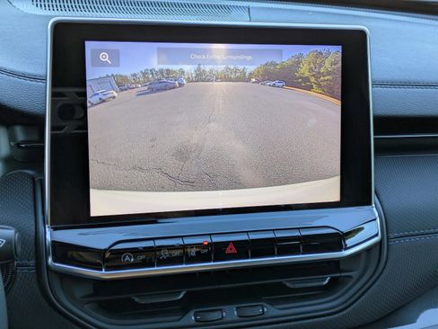 New 2026 Jeep Compass Latitude w/ Sun and Sound Group image 22