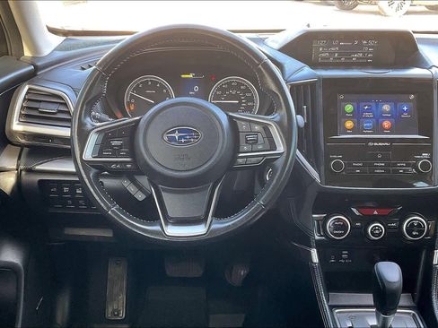 Used 2024 Subaru Forester Premium image 6