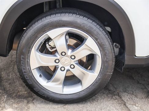 Used 2017 Honda HR-V EX image 13