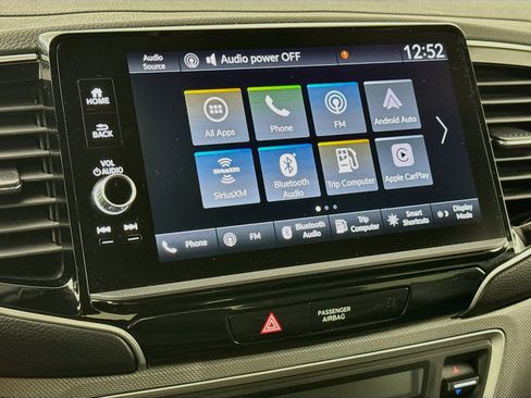 Certified 2024 Honda Ridgeline RTL image 14