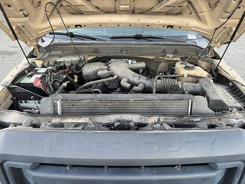 Used 2013 Ford F450 XL w/ Snow Plow Prep Pkg image 41