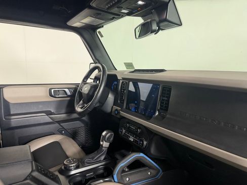 Used 2024 Ford Bronco Wildtrak AWD/4WD image 33