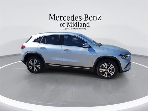 New 2026 Mercedes-Benz GLA 250 image 9