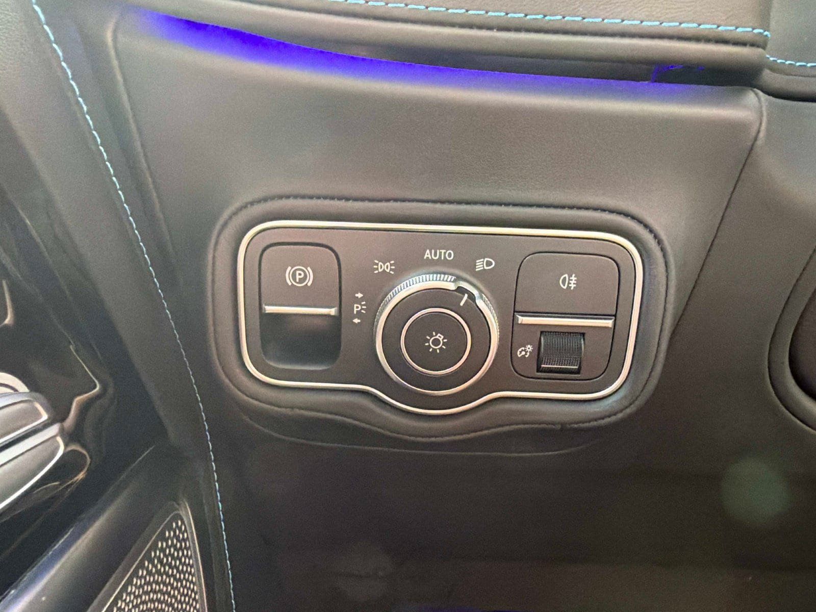 Certified 2025 Mercedes-Benz G 580 w/ EQ Technology image 29