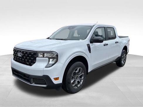 New 2025 Ford Maverick XLT w/ 4K Tow Package image 4
