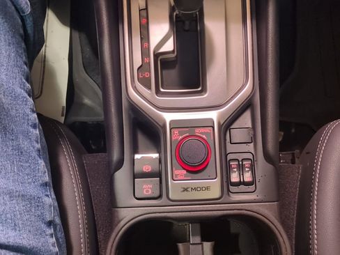 Used 2023 Subaru Forester Premium image 21