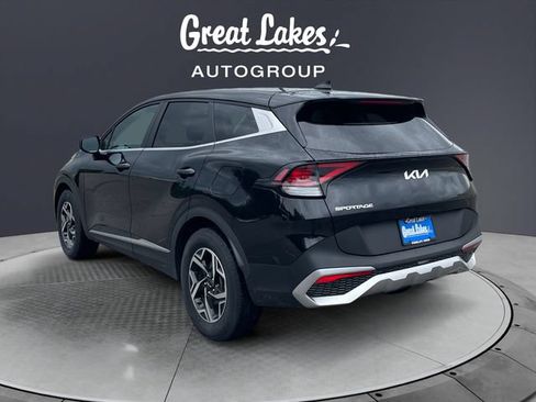 Used 2024 Kia Sportage LX FWD image 3