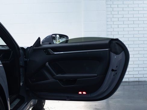 Used 2022 Porsche 911 GT3 image 53