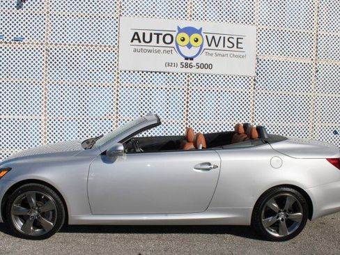 Used 2011 Lexus IS 350C w/ Luxury Pkg image 10