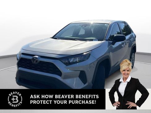 Used 2022 Toyota RAV4 LE FWD image 1