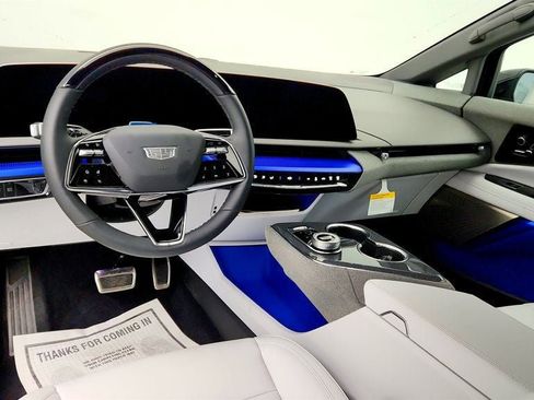 Used 2026 Cadillac Optiq Luxury 1 RWD image 12