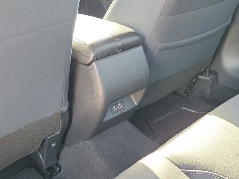 Used 2024 Nissan Altima 2.5 SV image 13