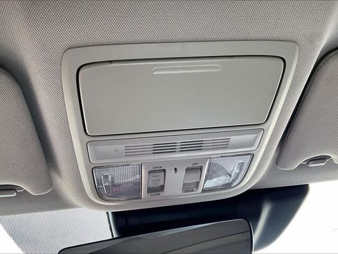 Used 2019 Honda Accord EX-L image 31
