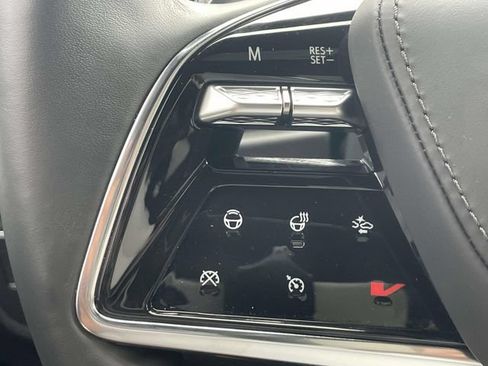 Used 2026 Cadillac Escalade V w/ LPO, ONYX Package AWD/4WD image 26