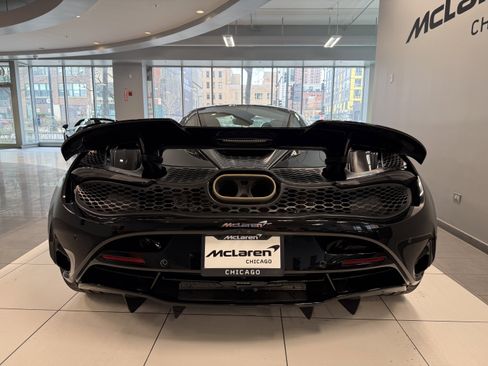 New 2026 McLaren 750S image 3