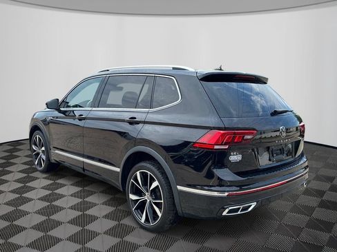 Used 2024 Volkswagen Tiguan SEL R-Line AWD/4WD image 5