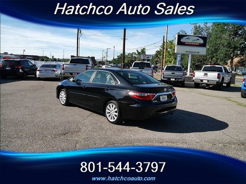 Used 2017 Toyota Camry LE w/ Protection Package (Q2) FWD image 3