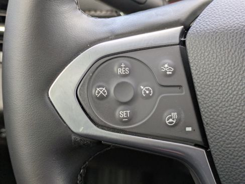 Used 2023 Chevrolet Traverse High Country image 19