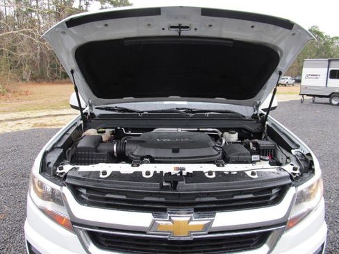 Used 2019 Chevrolet Colorado LT image 44