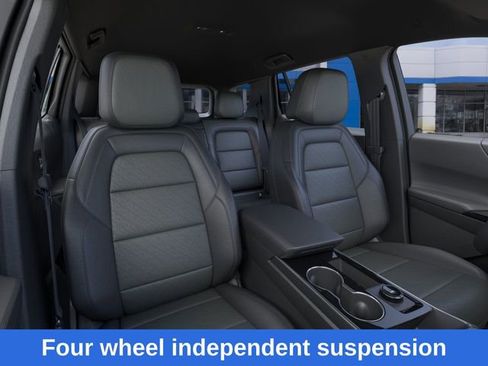 New 2026 Chevrolet Equinox LT w/ Convenience Package II image 17