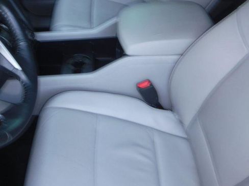 Used 2012 Honda Pilot Touring image 25