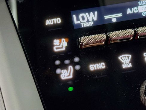 New 2025 Porsche Macan Turbo Electric image 16