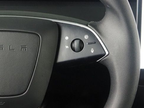 Used 2025 Tesla Model 3 Long Range image 22