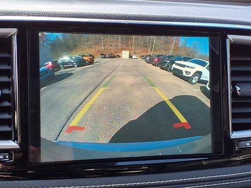 New 2026 Chrysler Pacifica Select image 10