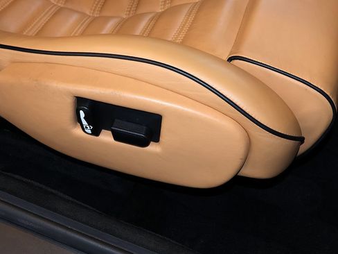 Used 2000 Ferrari 550 Maranello Coupe RWD image 33