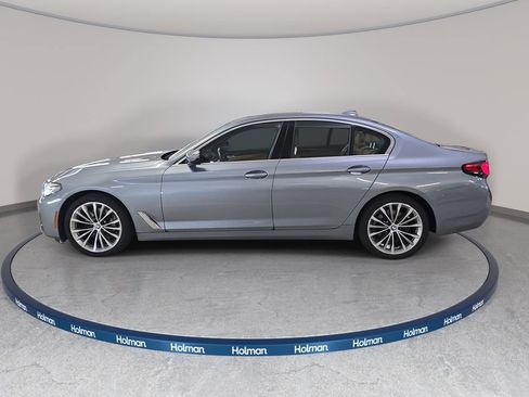 Used 2023 BMW 530i w/ Premium Package RWD image 11