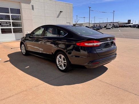 Used 2018 Ford Fusion S image 5