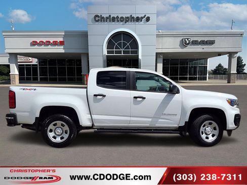 Used 2021 Chevrolet Colorado W/T w/ WT Convenience Package AWD/4WD image 2