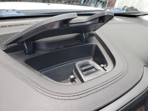Used 2019 Jeep Cherokee Latitude w/ Popular Appearance Group FWD image 26